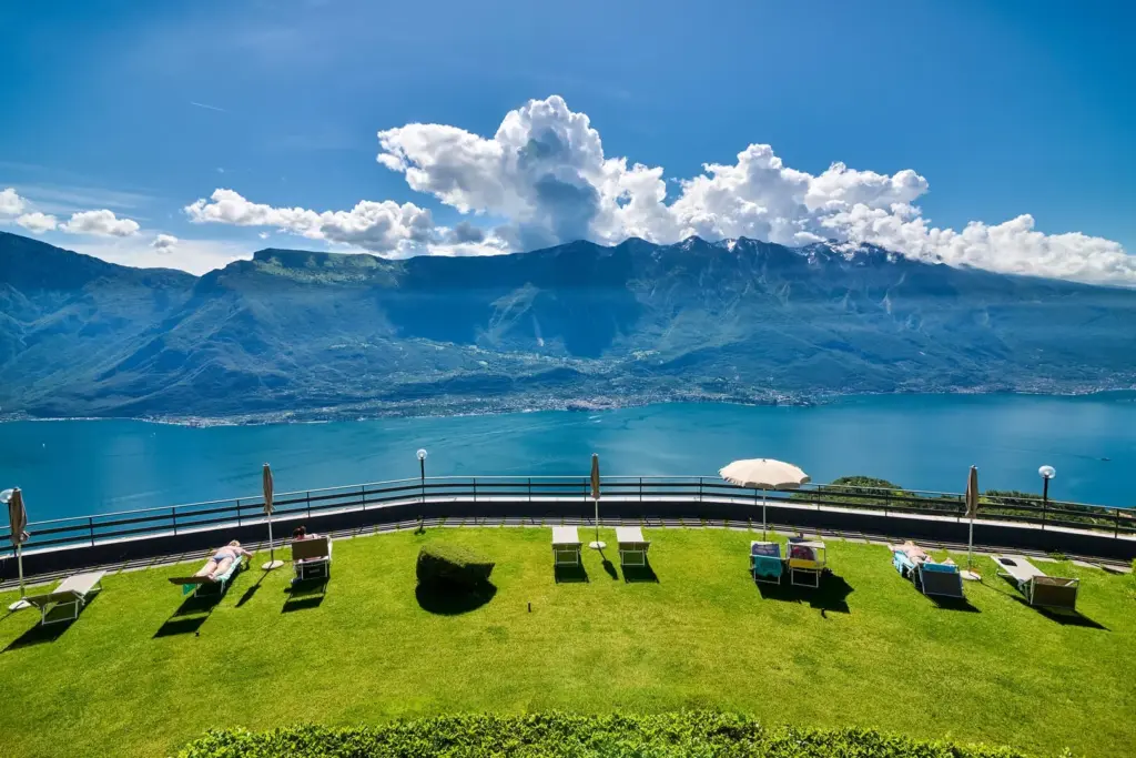 Vista panoramica del Lago di Garda